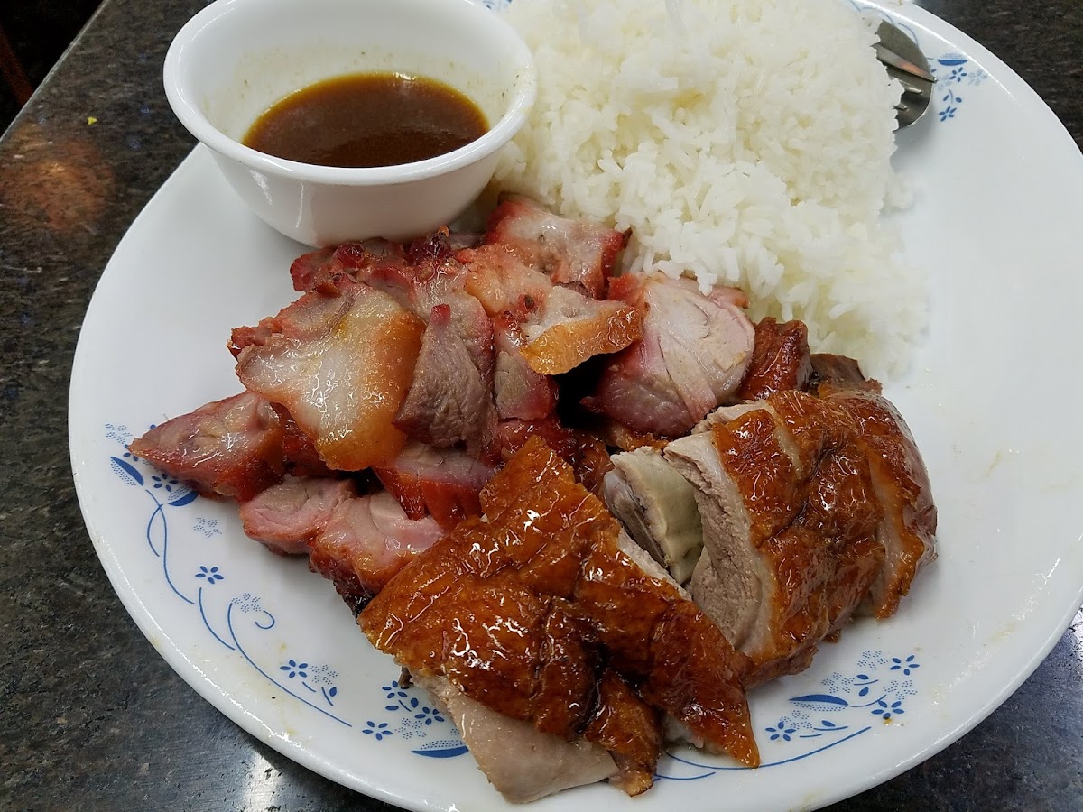 Lam Hoa Thuan Photos 2